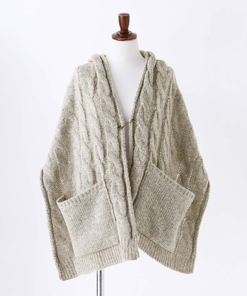 osharewalker（オシャレウォーカー）の「『ポケット付ケーブルニットストール』（ストール/ショール・レディース・ベージュ/杢グレー・FREE）」の10枚目の写真