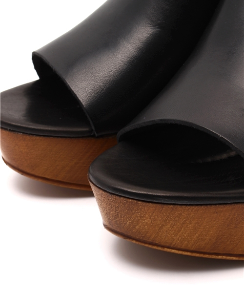 ROSE BUD（ローズバッド）の「13-52 47M OPEN TOE WEDGE SANDAL（サンダル・レディース・タン/ブラック・38/35/36/37/39）」の5枚目の写真