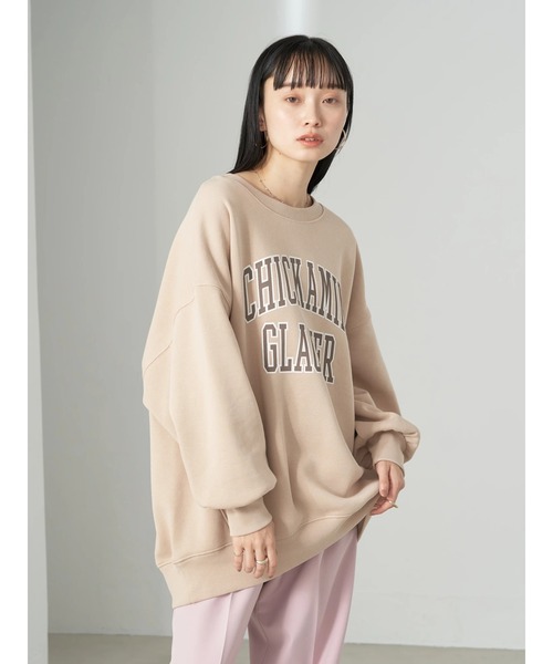 earth music&ecology(アースミュージックアンドエコロジー)の「裏起毛ロゴBIGスウェット(Tシャツ/カットソー・レディース・ベージュ/チャコールグレー/アイボリー・FREE)」の4枚目の写真