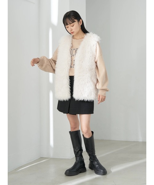 earth music&ecology(アースミュージックアンドエコロジー)の「裏起毛ロゴBIGスウェット(Tシャツ/カットソー・レディース・ベージュ/チャコールグレー/アイボリー・FREE)」の10枚目の写真
