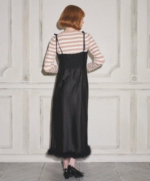 MIRO AMURETTE（ミロアミュレット）の「dressy fur cami onepiece/ファーキャミワンピース（ワンピース・レディース・ブラック・SMALL/MEDIUM）」の4枚目の写真