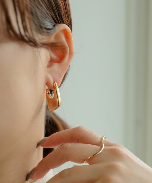select MOCA（セレクトモカ）の「ラウンドスクエアピアス（ピアス（両耳用）・レディース・ゴールド/シルバー・FREE）」の6枚目の写真