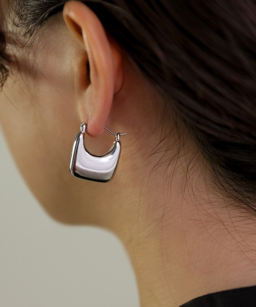 select MOCA（セレクトモカ）の「ラウンドスクエアピアス（ピアス（両耳用）・レディース・ゴールド/シルバー・FREE）」の8枚目の写真