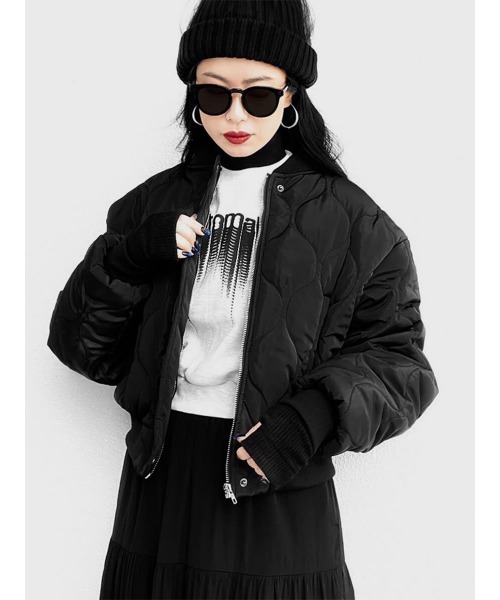 LVEU.(ラブユ.)の「【LVEU.】デザインロゴライトスウェット(Ai select) / トップス カットソー スウェット ライト プリント ロゴ クロップド ショート 長袖 ブラック ホワイト(スウェット・レディース・ブラック/ホワイト・FREE)」の16枚目の写真