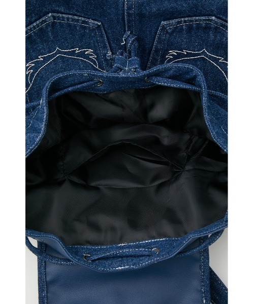 RODEO CROWNS WIDE BOWL（ロデオクラウンズワイドボウル）の「CROWN DENIM BACKPACK（バックパック/リュック・レディース・ブルー・FREE）」の2枚目の写真