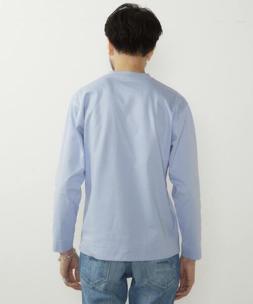 MEN'S MELROSE（メンズメルローズ）の「ハイゲージスムース素材ロングスリーブTシャツ（Tシャツ/カットソー・メンズ・チャコールグレー/サックスブルー/ホワイト・3/4）」の9枚目の写真
