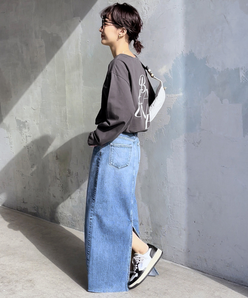 Spick & Span（スピックアンドスパン）の「バックロゴロンT（Tシャツ/カットソー・レディース・ホワイト/チャコールグレー・FREE）」の8枚目の写真