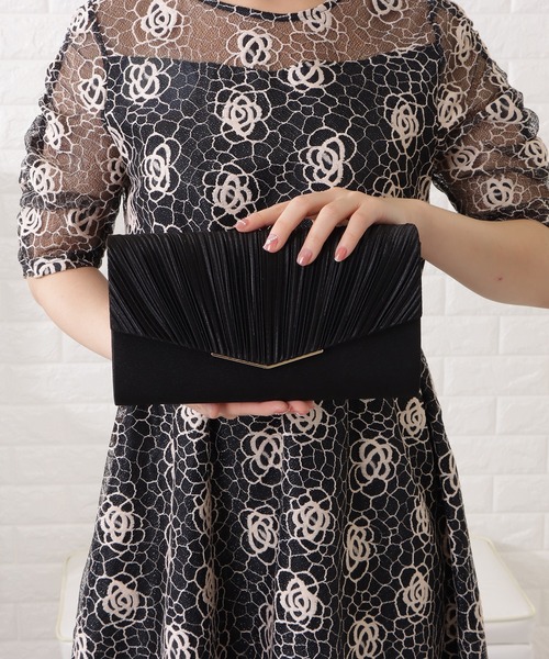 Lace Ladies(レースレディース)の「サテンプリーツパーティーバッグ(クラッチバッグ・レディース・ブラック/ベージュ/シルバー・FREE)」の22枚目の写真