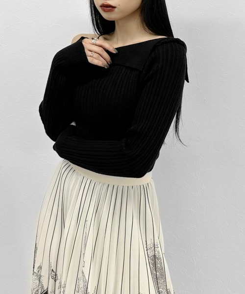 LVEU.(ラブユ.)の「【ZOZOTOWN限定】Asymmetric off-shoulder knit / アシンメトリーオフショルダーニット(ニット/セーター・レディース・グレー/ブラック・FREE)」の7枚目の写真