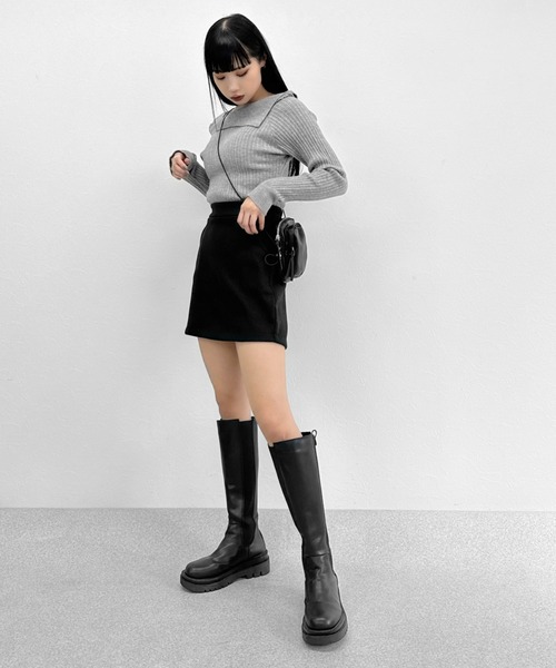 LVEU.(ラブユ.)の「【ZOZOTOWN限定】Asymmetric off-shoulder knit / アシンメトリーオフショルダーニット(ニット/セーター・レディース・グレー/ブラック・FREE)」の15枚目の写真