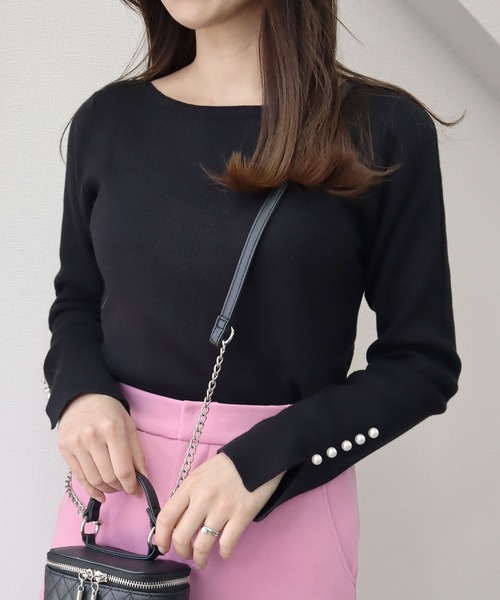 KOBE LETTUCE（コウベレタス）の「選べる2タイプ　パール付きリブニット（ニット/セーター・レディース・ネイビー/ラベンダー/ブラック系/ブルー系/ベージュ系/ネイビー系/パープル系/ブルー/グレイッシュベージュ/ブラック/アイボリー/ホワイト系/ブラウン系/ブラウン・1/2）」の20枚目の写真