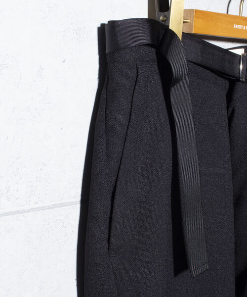 GLOSTER(グロスター)の「【GLOSTER/グロスター】ベルト付き ラップパンツ ワイドパンツ(その他パンツ・メンズ・ブラック・M/L)」の4枚目の写真