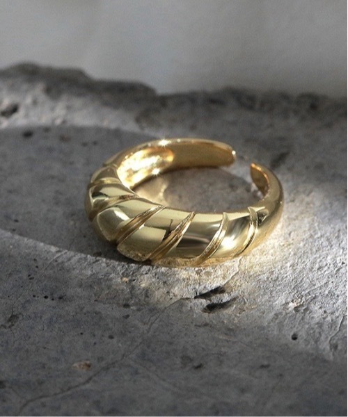 blatto（ブラット）の「【blatto 925silver】 925シルバー   デザイン   リング   フリーサイズ.    bla-ring-g-1（リング・メンズ・その他1/その他2/その他3/その他4/その他5/その他7/その他8/その他9/その他10/その他11/その他12/その他13/その他14/その他15/A/B/C/D/E/F/G/H/I/J/K/L/M/N/O/P/Q/R/S/T/U/V/W/X/Y/その他16/その他17/その他18/その他19/その他20/その他21/その他22/その他23/その他24/その他25/その他26/その他27/その他28/その他29/その他30/その他31/その他32/その他33/その他34/その他35/Z/その他6・FREE）」の5枚目の写真