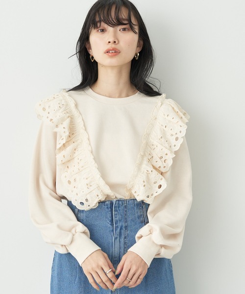 earth music&ecology(アースミュージックアンドエコロジー)の「レースフリルプルオーバー(Tシャツ/カットソー・レディース・ターコイズブルー/ブラック/アイボリー・FREE)」の2枚目の写真