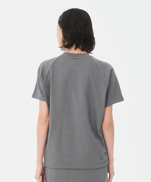 NEW BALANCE(ニューバランス)の「MET24 N Tee(Tシャツ/カットソー・レディース・グレー/スモークピンク/ブラウン/ホワイト・MEDIUM/LARGE/SMALL)」の5枚目の写真