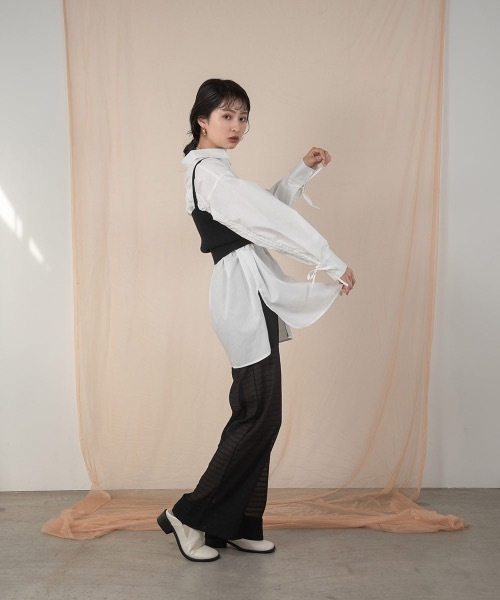 Amiur（エミレ）の「back drawstring smooth shirt（シャツ/ブラウス・レディース・ホワイト/ブルー・FREE）」の4枚目の写真