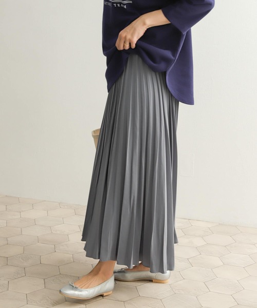 URBAN RESEARCH DOORS（アーバンリサーチドアーズ）の「ランダムプリーツロングスカート（スカート・レディース・アイボリー/ブルー系その他/ミント・MEDIUM）」の19枚目の写真