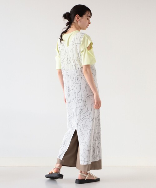 Ray BEAMS（レイビームス）の「Ray BEAMS / ライン プリント プリーツ ワンピース（ワンピース・レディース・ホワイト/ラベンダー・ONE SIZE）」の20枚目の写真