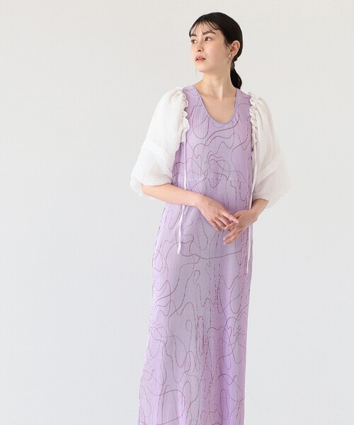 Ray BEAMS（レイビームス）の「Ray BEAMS / ライン プリント プリーツ ワンピース（ワンピース・レディース・ホワイト/ラベンダー・ONE SIZE）」の7枚目の写真