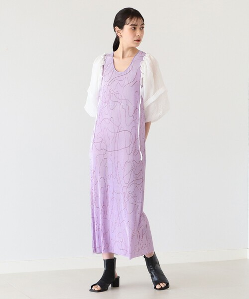 Ray BEAMS（レイビームス）の「Ray BEAMS / ライン プリント プリーツ ワンピース（ワンピース・レディース・ホワイト/ラベンダー・ONE SIZE）」の17枚目の写真