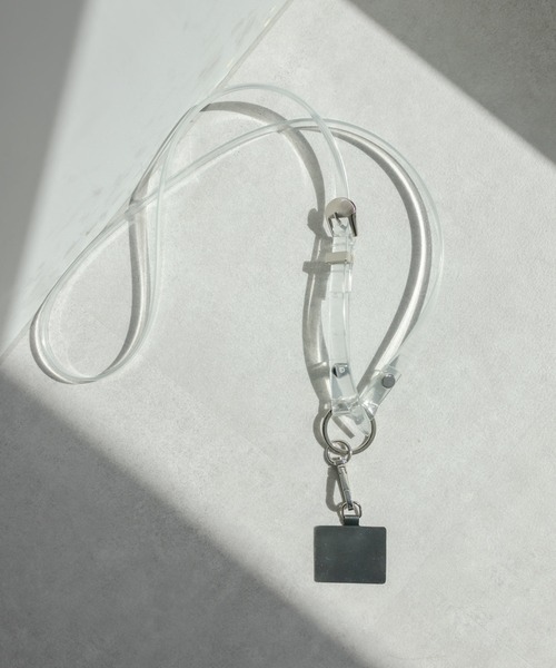 ear PAPILLONNER(イアパピヨネ)の「クリアショルダーストラップ【SUM1 STYLE(スミスタイル)】(スマホグッズ・レディース・クリアブラック/クリアグリーン/クリア・FREE)」の3枚目の写真