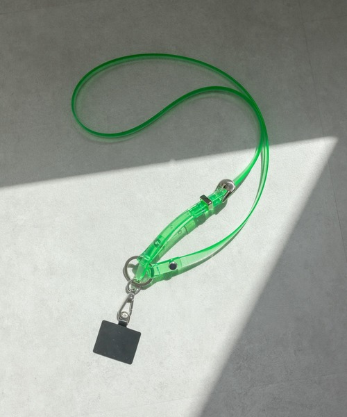 ear PAPILLONNER(イアパピヨネ)の「クリアショルダーストラップ【SUM1 STYLE(スミスタイル)】(スマホグッズ・レディース・クリアブラック/クリアグリーン/クリア・FREE)」の14枚目の写真