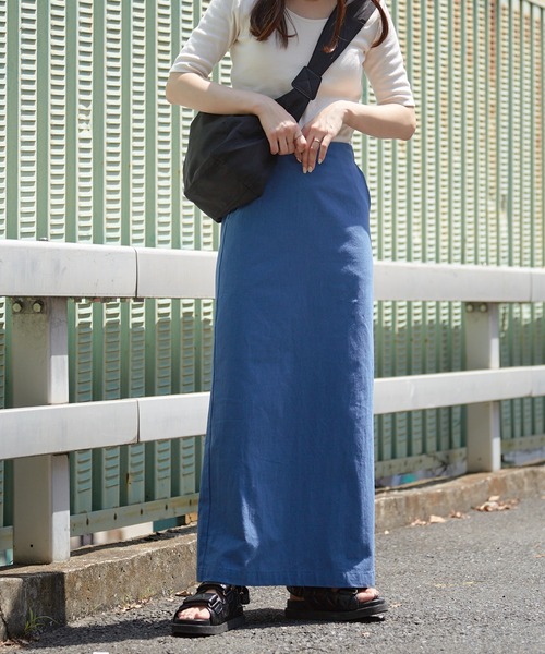 Shelly island（シェリーアイランド）の「コットンエンボスロングタイトスカート（スカート・レディース・ブラック/ブルー/ベージュ・M）」の3枚目の写真