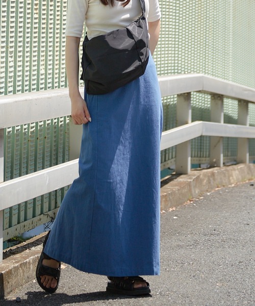 Shelly island（シェリーアイランド）の「コットンエンボスロングタイトスカート（スカート・レディース・ブラック/ブルー/ベージュ・M）」の14枚目の写真