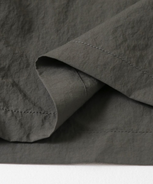 Gramicci（グラミチ）の「LOWERCASE×Gramicci　NYLON LOOSE SHORTS（その他パンツ・メンズ・ブラック/オリーブ/ネイビー・LARGE/X-LARGE/MEDIUM）」の12枚目の写真