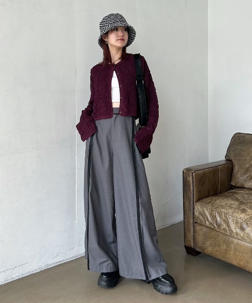 PAGEBOY(ページボーイ)の「3Dジャガードショートカーディガン(カーディガン/ボレロ・レディース・ブラック/ボルドー/オフホワイト・FREE)」の17枚目の写真