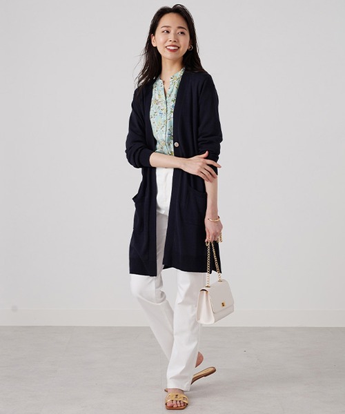 BELLUNA PLUS（ベルーナ）の「ヒンヤリ冷感！洗えるロング丈カーディガン（カーディガン/ボレロ・レディース・ネイビー/アイボリー/ロイヤルブルー/セージグリーン/イエロー/ラベンダー/ネイビー系/ピンクベージュ・MEDIUM/LARGE/X-LARGE/SMALL）」の4枚目の写真