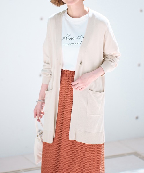 BELLUNA PLUS（ベルーナ）の「ヒンヤリ冷感！洗えるロング丈カーディガン（カーディガン/ボレロ・レディース・ネイビー/アイボリー/ロイヤルブルー/セージグリーン/イエロー/ラベンダー/ネイビー系/ピンクベージュ・MEDIUM/LARGE/X-LARGE/SMALL）」の9枚目の写真