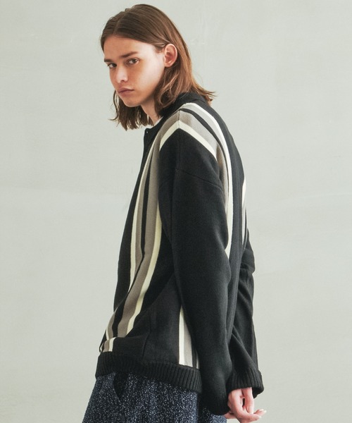 Revo.（レボ）の「Revo. ライン切替 ニットポロシャツ 長袖 オーバーサイズポロ（ニット/セーター・メンズ・ブラック/ナチュラル/ブラウン・2/1）」の12枚目の写真