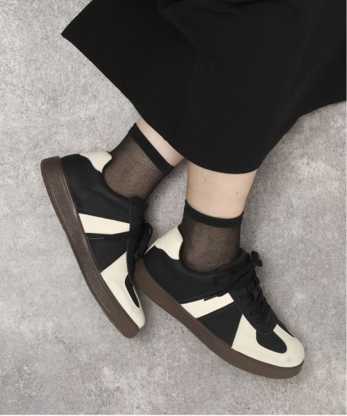 LAKOLE(ラコレ)の「シアーラメクルーソックス / 970284(ソックス/靴下・レディース・ライトグレー/ライトグリーン/ブラック/ライトブルー/ホワイト/サンドグレー/イエロー/ロイヤルブルー/ネイビー/桜/ブラウン・FREE)」の2枚目の写真