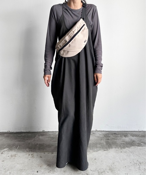 MEI（メイ）の「ST: MEI メイ  BOTTOMLINE ウエストバッグ（ボディバッグ/ウエストポーチ・レディース・ブラック/オリーブ/ベージュ/グレー/ブルー・FREE）」の14枚目の写真