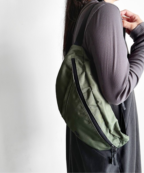 セール】ST: MEI メイ BOTTOMLINE ウエストバッグ（ボディバッグ