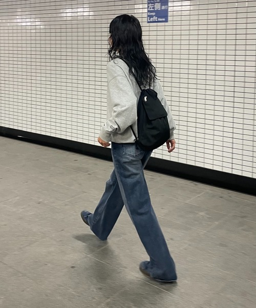 COLONY 2139(コロニートゥーワンスリーナイン)の「裏毛袖刺繍プルオーバー(スウェット・レディース・ネイビー/グレー/オフホワイト/ブラック/ブラウン・FREE)」の10枚目の写真