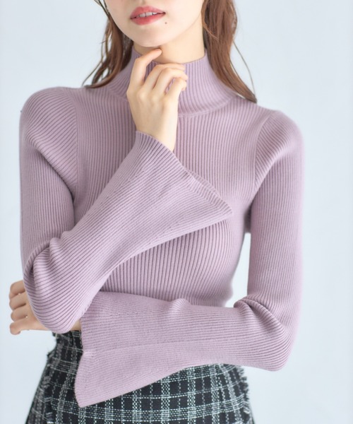 tocco closet(トッコ クローゼット)の「フレアスリーブハイネックリブニットプルオーバー(ニット/セーター・レディース・ライトブルー/オフホワイト/ピンク・M)」の1枚目の写真