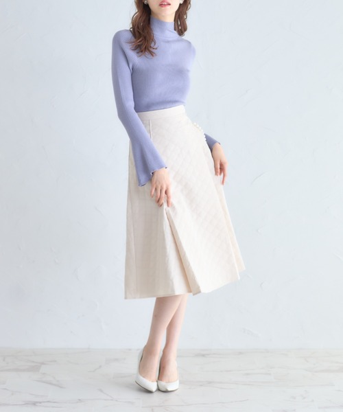 tocco closet(トッコ クローゼット)の「フレアスリーブハイネックリブニットプルオーバー(ニット/セーター・レディース・ライトブルー/オフホワイト/ピンク・M)」の10枚目の写真