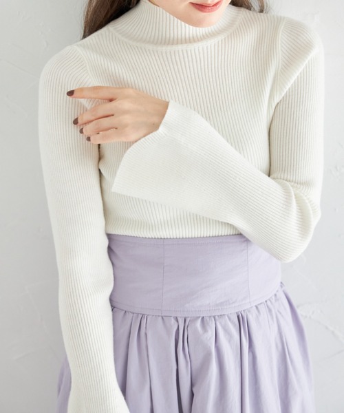 tocco closet(トッコ クローゼット)の「フレアスリーブハイネックリブニットプルオーバー(ニット/セーター・レディース・ライトブルー/オフホワイト/ピンク・M)」の6枚目の写真