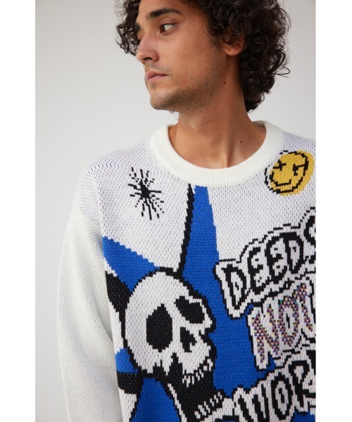 AZUL by moussy（アズールバイマウジー）の「スカルグラフィック総柄ニット（ニット/セーター・メンズ・ブラック系その他/ホワイト系その他/ブルー系その他・FREE）」の4枚目の写真