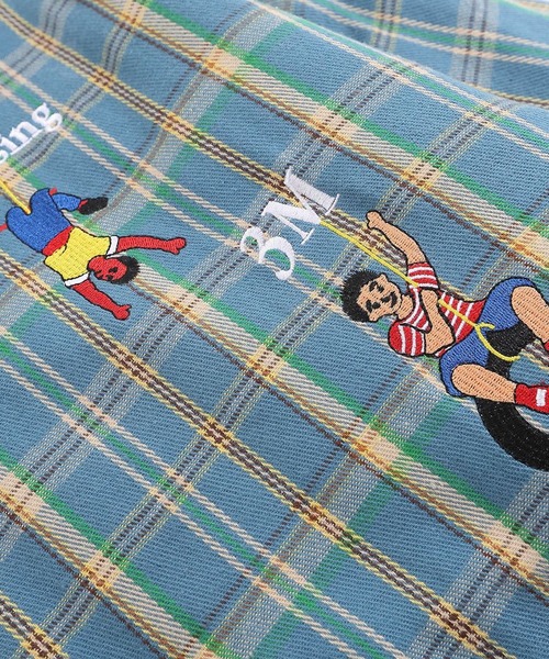 HOOK(フック)の「古着風キャラクター刺繍チェック中綿コーチジャケット(ブルゾン・メンズ・ブルー/ベージュ・XL/M/L)」の7枚目の写真