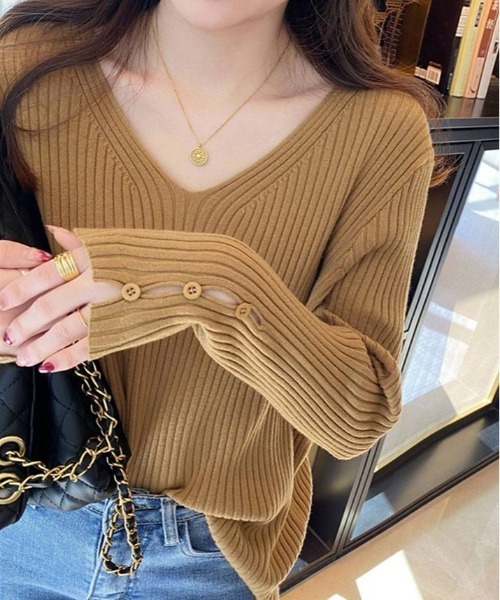 kirakiraShop(キラキラショップ)の「袖ボタン Vネック リブ ニット(ニット/セーター・レディース・ブラック/ベージュ/オフホワイト/オリーブ/グリーン・FREE)」の3枚目の写真