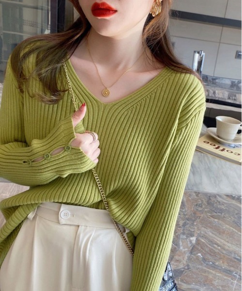 kirakiraShop(キラキラショップ)の「袖ボタン Vネック リブ ニット(ニット/セーター・レディース・ブラック/ベージュ/オフホワイト/オリーブ/グリーン・FREE)」の13枚目の写真