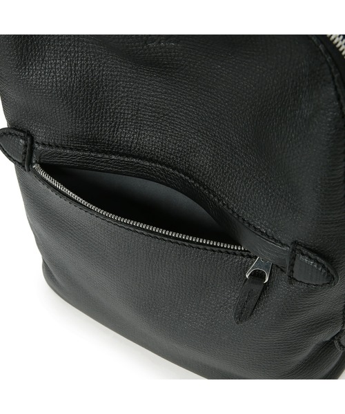 Felisi(フェリージ)の「Felisi (フェリージ) レザーデイパック 23/44/AP(バックパック/リュック・メンズ・ブラウン/ブラック/インディゴブルー・ONE)」の14枚目の写真