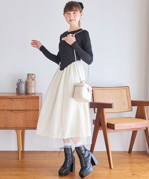 titty＆Co. PETIT（ティティアンドコープティ）の「デコルテオープンチュールドッキングワンピース（ワンピース・レディース・ブラック/アイボリー・FREE）」の3枚目の写真