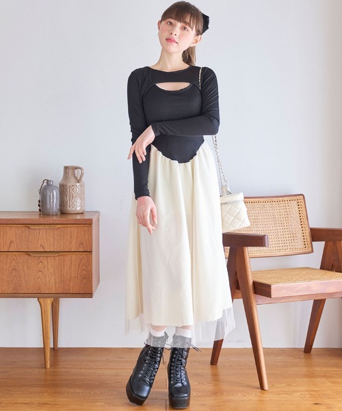 titty＆Co. PETIT（ティティアンドコープティ）の「デコルテオープンチュールドッキングワンピース（ワンピース・レディース・ブラック/アイボリー・FREE）」の5枚目の写真