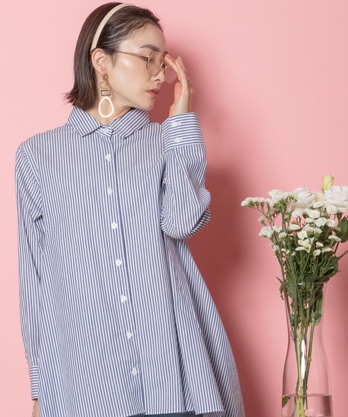 MHBG TOKYO(エムエイチビージートーキョー)の「ラッフルフレアロングシャツ(シャツ/ブラウス・レディース・ブラック×ホワイト/ネイビー×ホワイト/オフホワイト・FREE)」の11枚目の写真