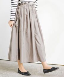 ナイロンタッチフレアースカート