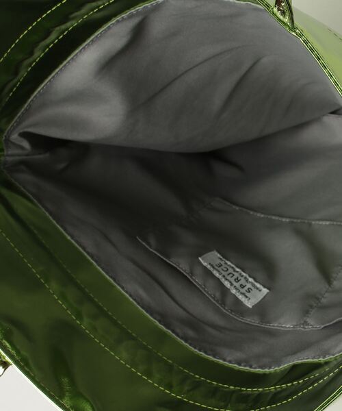 SPRUCE(スプルース)の「EM:SPRUCE ラパス巾着トート メタリックビッグトート メタリックシルバー メタリックゴールド メタリックブラック メタリックグリーン(ショルダーバッグ・レディース・ブラック/グリーン/シルバー/ゴールド・FREE)」の7枚目の写真